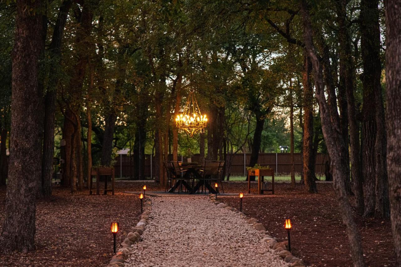7744 Ranch Glamping Resort Austin Kültér fotó