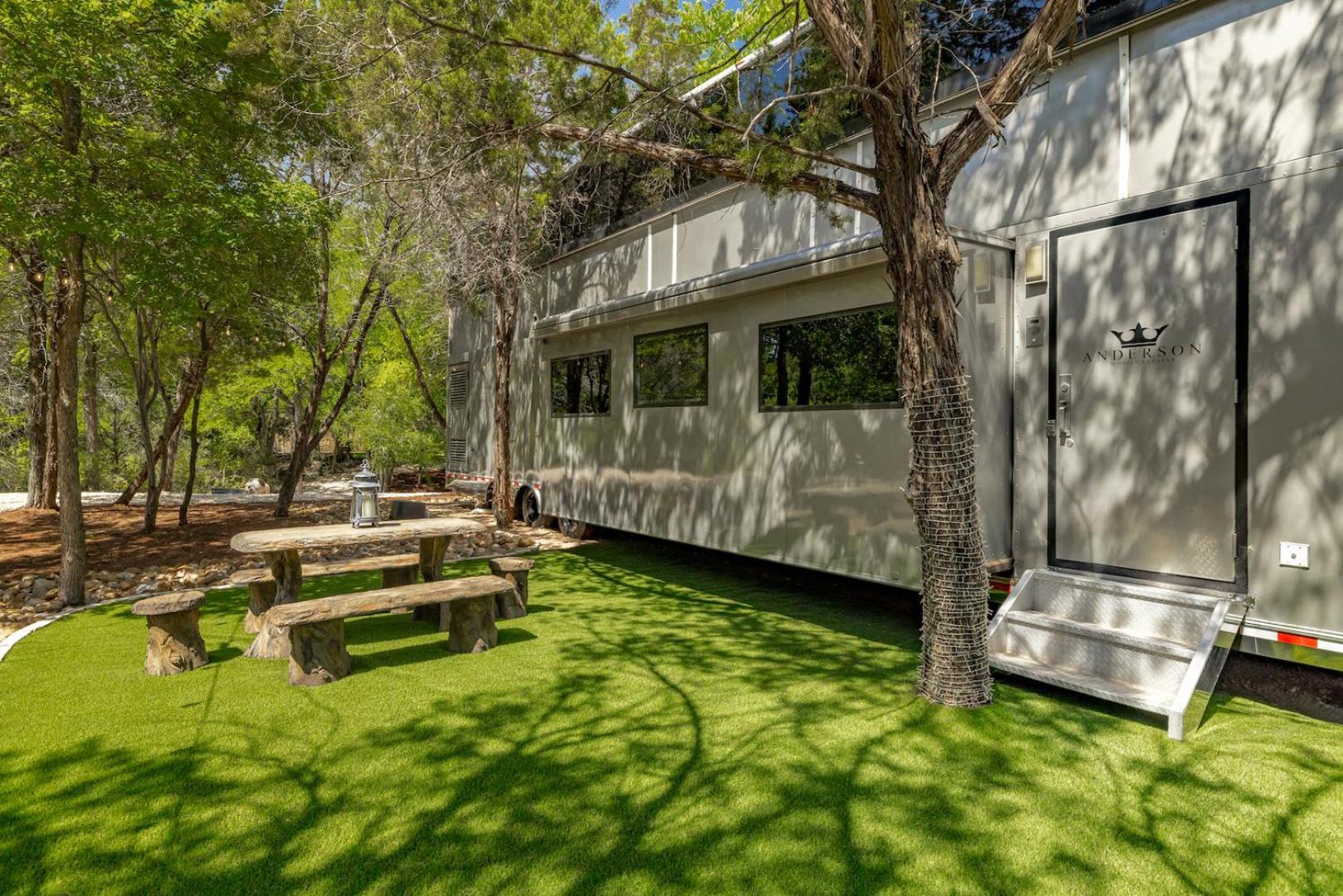 7744 Ranch Glamping Resort Austin Szoba fotó